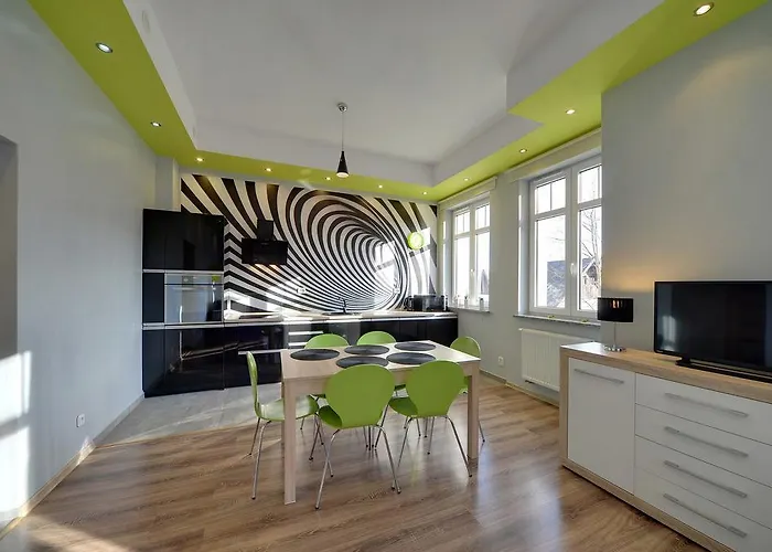 Apartament Glamour , Przestronny, Komfortowy, Blisko Szlakow
